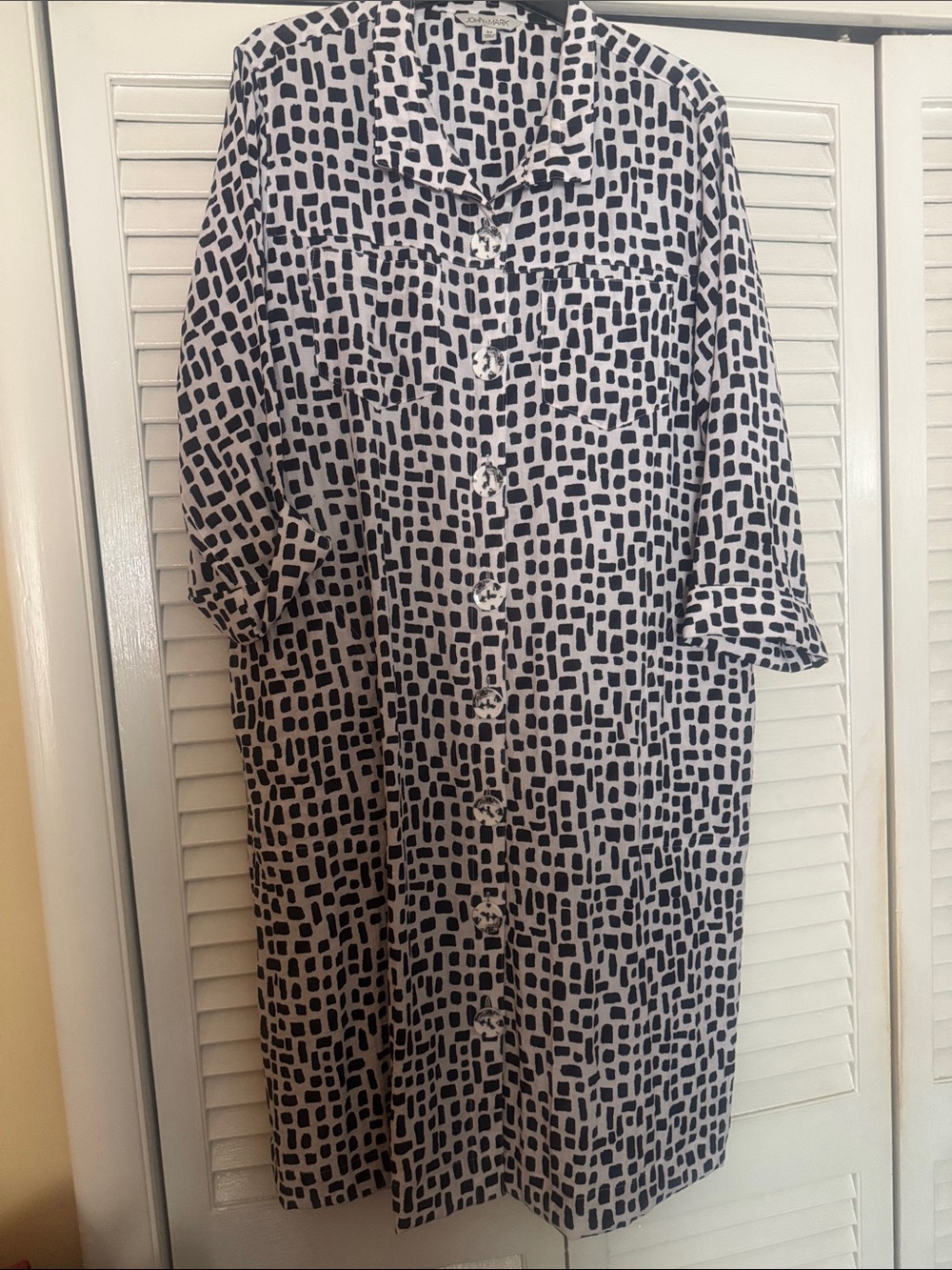 John Mark Black and White Geometric Button-Front Midi Skirt